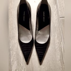 Nine West Pointy Toe Pump